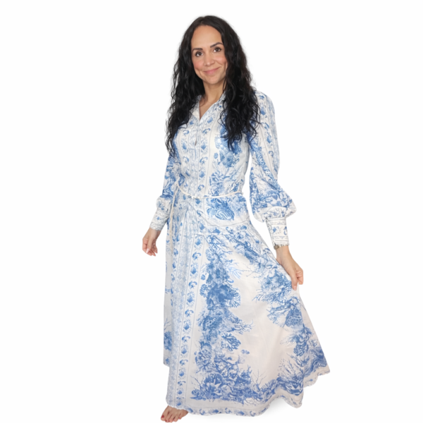 Set blue elegance